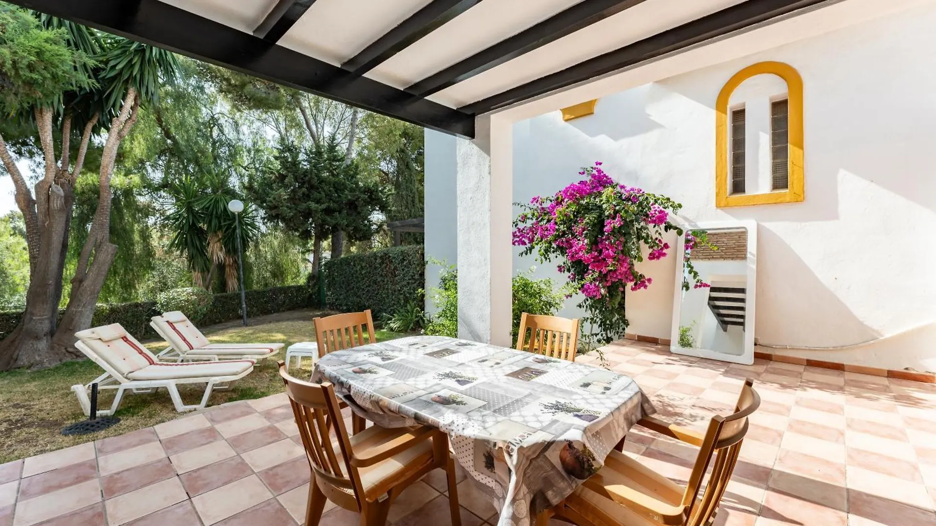 Casa Con Jardin Privado Villa Mijas 0*,